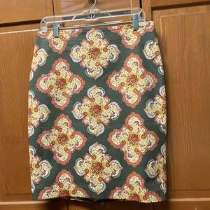 Loft pencil skirt. Size 10.
